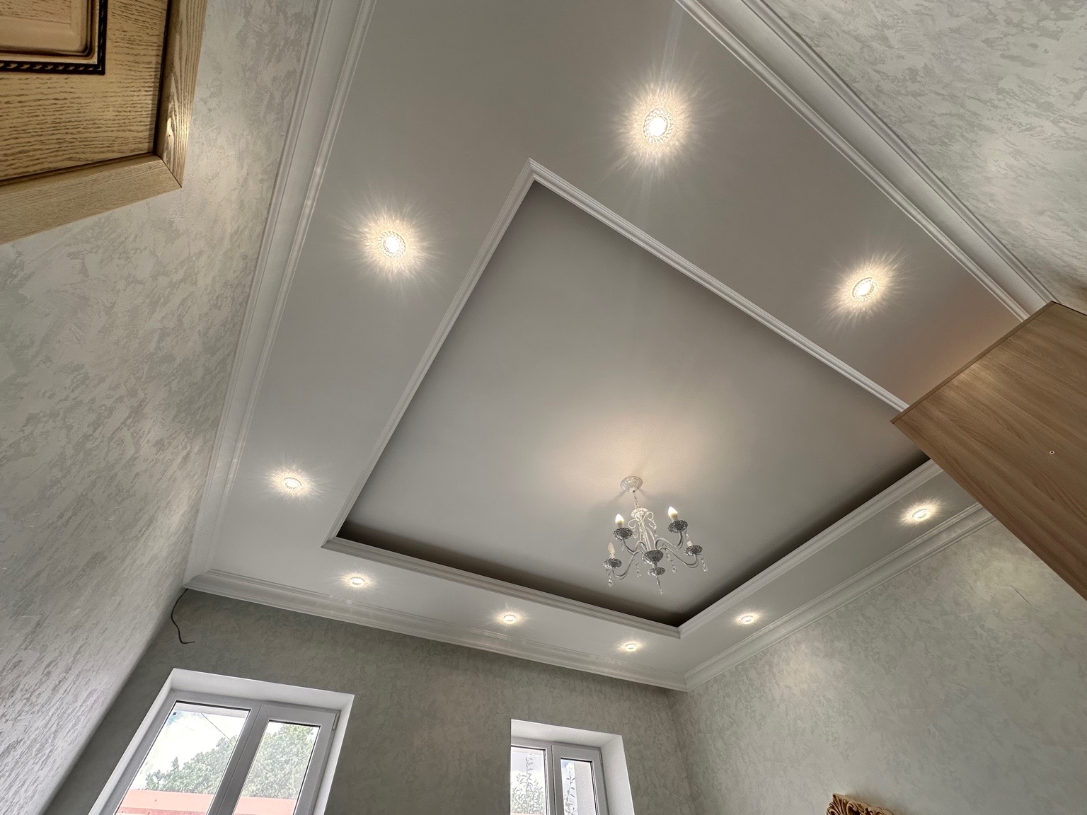 Detailed ceiling trim carpentry and crown molding in Frisco